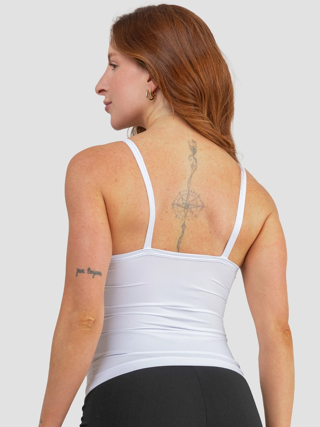 Regata Alça Fina Fitness Blusa Feminino Liso Poliamida Tank Top Slim Camiseta Academia Verão - Imagem 5
